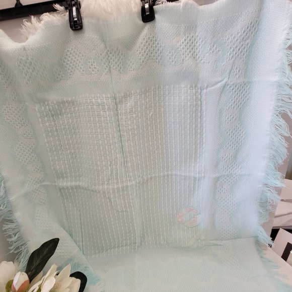 Vintage Baby Kisses Acrylic Made in Japan Baby Blanket Fringe Sheep Lamb Check - Picture 9 of 16